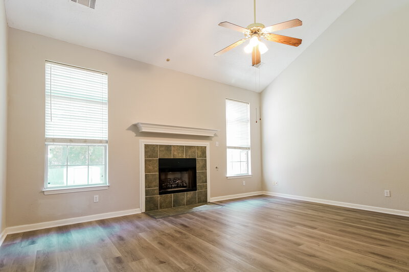 1,835/Mo, 7414 Fox Creek Dr Olive Branch, MS 38654 Living Room View