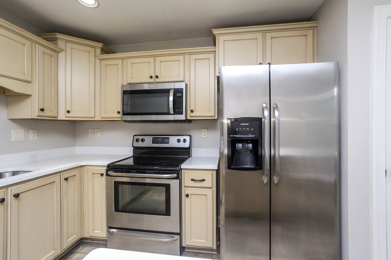 2,195/Mo, 3145 Pinetree Loop N Southaven, MS 38672 Kitchen View