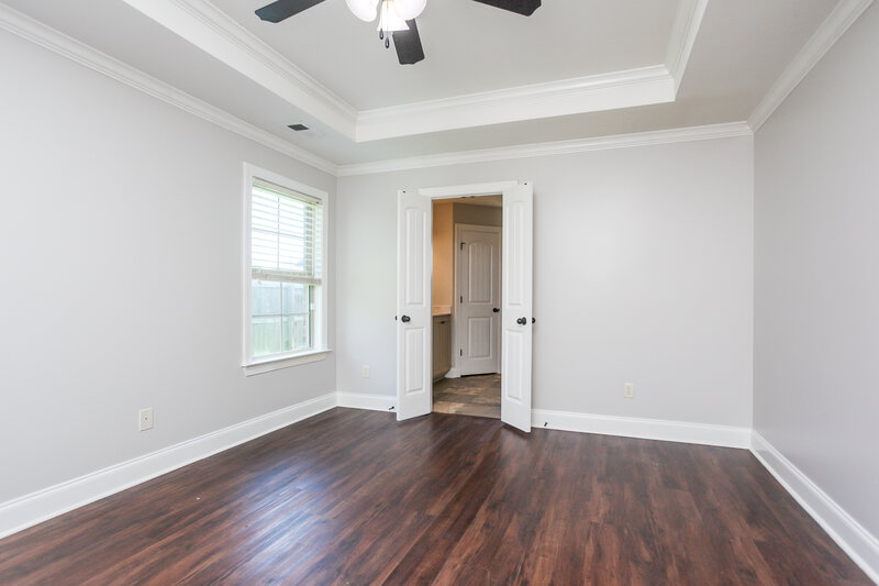 2,195/Mo, 3145 Pinetree Loop N Southaven, MS 38672 Main Bedroom View 2