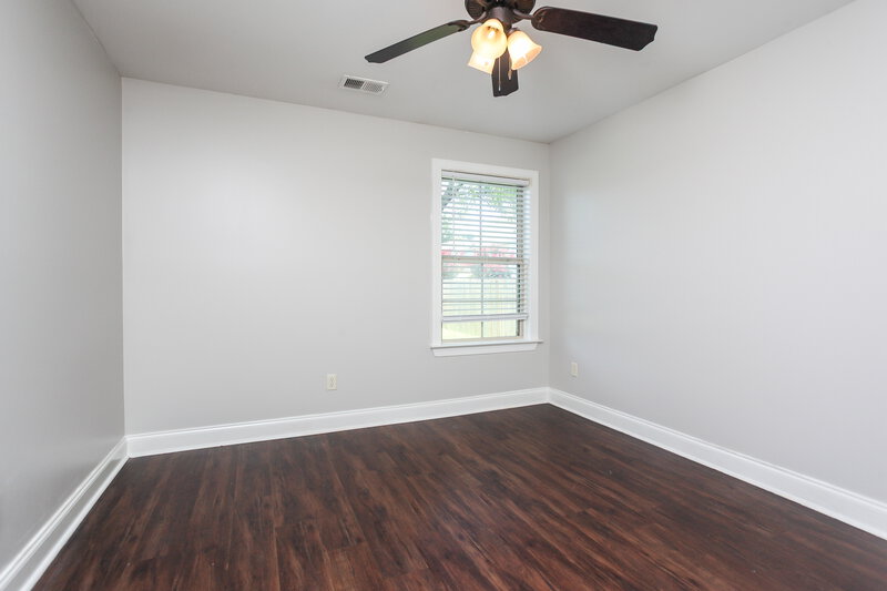 2,195/Mo, 3145 Pinetree Loop N Southaven, MS 38672 Bedroom View 2