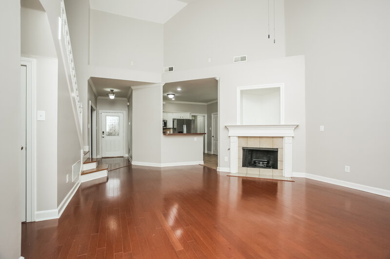 2,150/Mo, 2885 Liverpool Ln Southaven, MS 38671 Living Room View 2