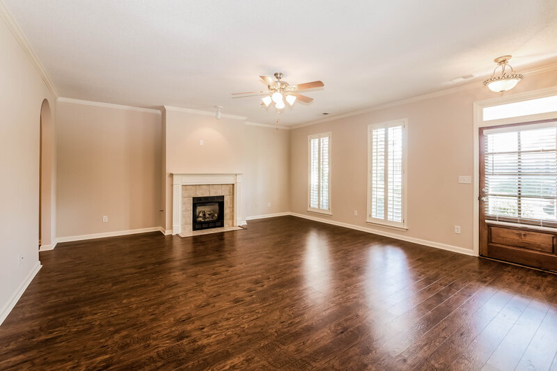 1,750/Mo, 4698 Stone Cross Dr Olive Branch, MS 38654 Living Room View