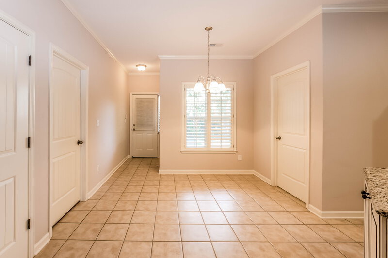 1,750/Mo, 4698 Stone Cross Dr Olive Branch, MS 38654 Breakfast Nook View