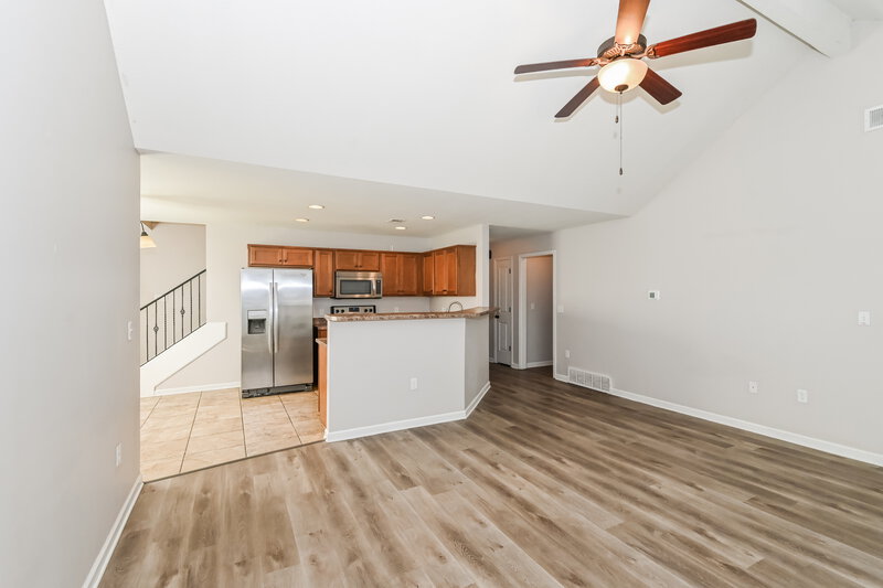 1,870/Mo, 7560 De Fleury Bnd E Southaven, MS 38672 Living Room View