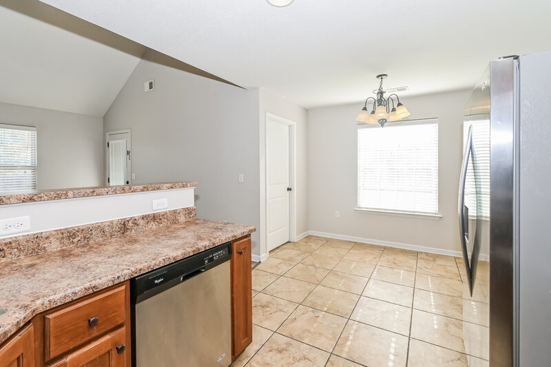 1,870/Mo, 7560 De Fleury Bnd E Southaven, MS 38672 Kitchen View