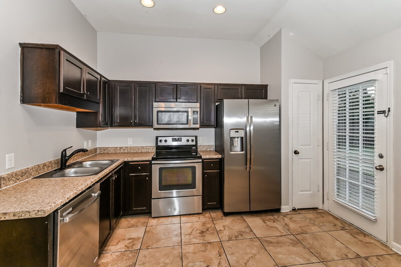 2,850/Mo, 7544 De Fleury Bnd E Southaven, MS 38672 Kitchen View