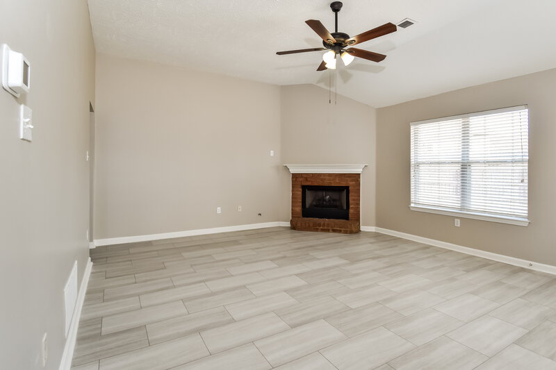 1,855/Mo, 7354 Pamela Cv Olive Branch, MS 38654 Living Room View