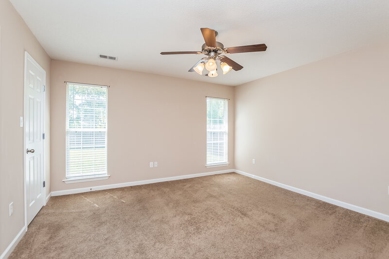 1,650/Mo, 1569 Ian Dr Southaven, MS 38671 Master Bedroomlarge View 2