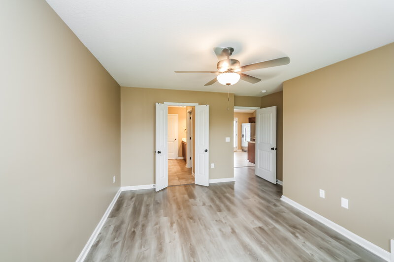1,960/Mo, 7445 Ardennes Dr Southaven, MS 38671 Main Bedroom View 2