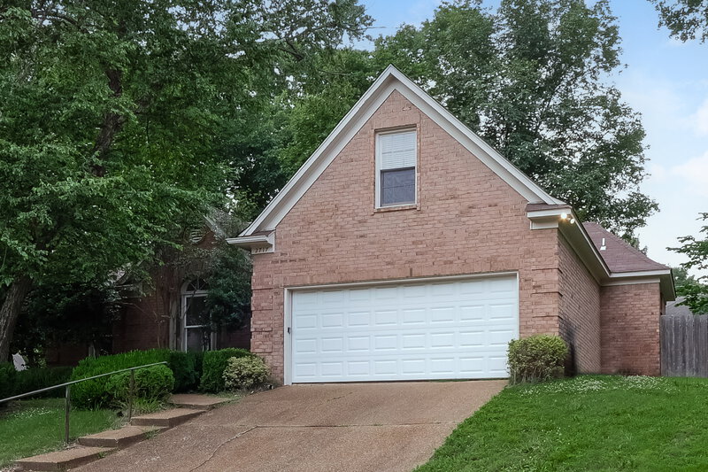 2,110/Mo, 2717 Twisted Oak Cv N Cordova, TN 38016 Front View