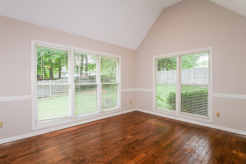 2,110/Mo, 2717 Twisted Oak Cv N Cordova, TN 38016 Dining Room View