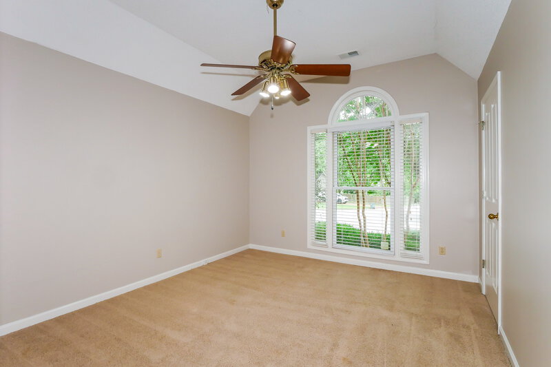 2,110/Mo, 2717 Twisted Oak Cv N Cordova, TN 38016 Bedroom View