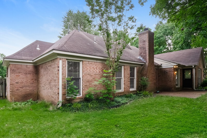 2,110/Mo, 2717 Twisted Oak Cv N Cordova, TN 38016 Rear View 2