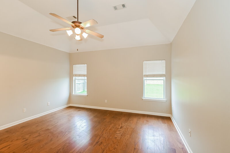 1,840/Mo, 50 Hidden Garden Dr Oakland, TN 38060 Main Bedroom View