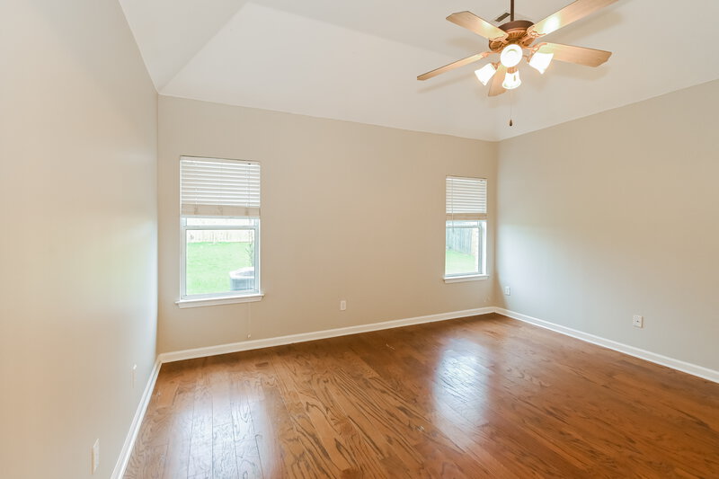 1,840/Mo, 50 Hidden Garden Dr Oakland, TN 38060 Main Bedroom View 2