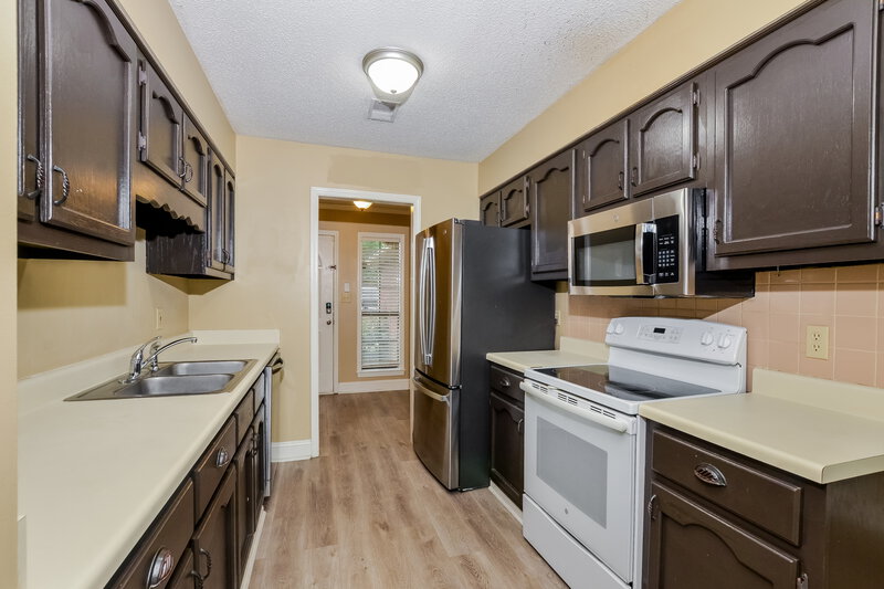 1,890/Mo, 10264 Amanda Dr Olive Branch, MS 38654 Kitchen View