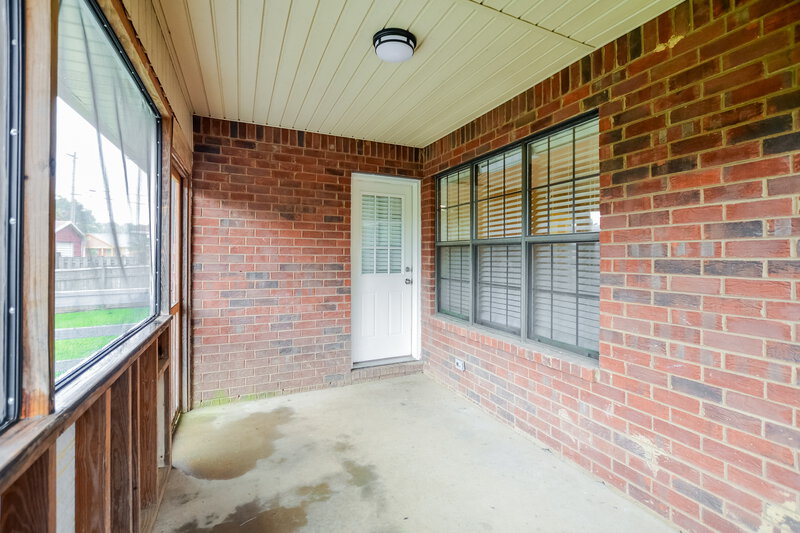 1,890/Mo, 10264 Amanda Dr Olive Branch, MS 38654 Sun Room View