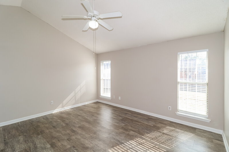 1,960/Mo, 6179 Sandbourne E Olive Branch, MS 38654 Main Bedroom View