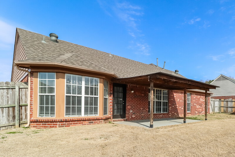 1,960/Mo, 6179 Sandbourne E Olive Branch, MS 38654 Rear View