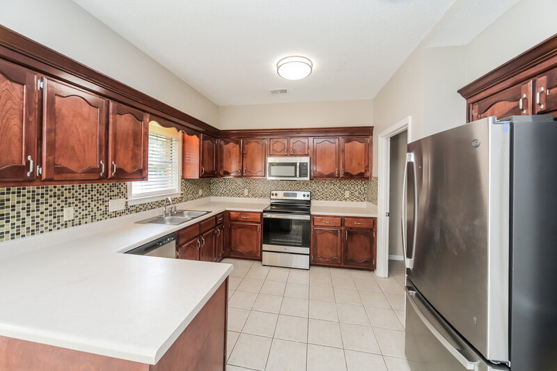 3,200/Mo, 8774 Bell Forrest Dr Olive Branch, MS 38654 Kitchen View