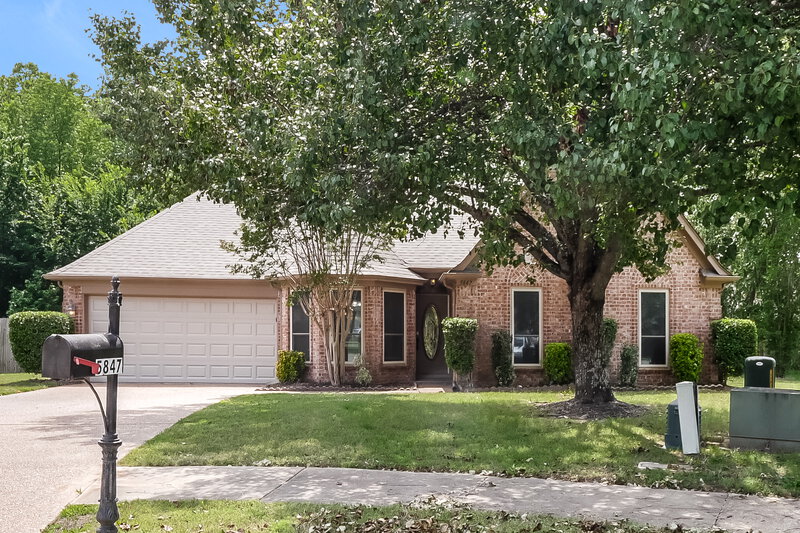 1,960/Mo, 5847 Wendover Cv Olive Branch, MS 38654 Front View