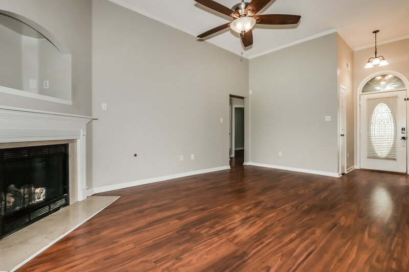 1,960/Mo, 5847 Wendover Cv Olive Branch, MS 38654 Living Room View 2