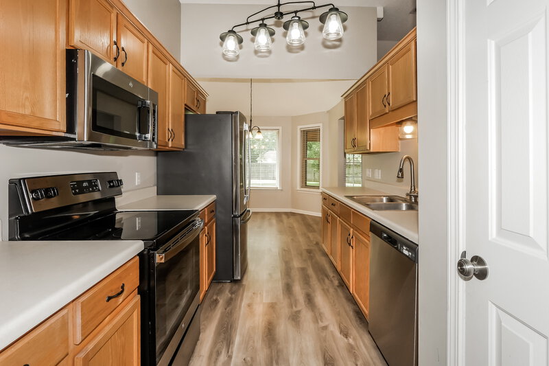 1,960/Mo, 5847 Wendover Cv Olive Branch, MS 38654 Kitchen View