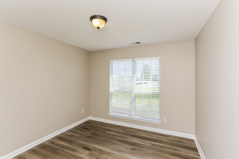 2,105/Mo, 7569 Redberry Dr Horn Lake, MS 38637 Bedroom View 3