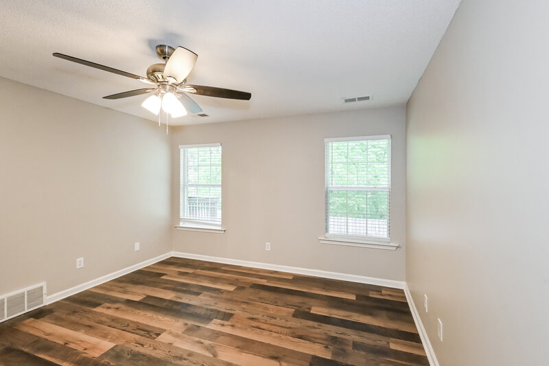 1,995/Mo, 40 Rachel Cv Somerville, TN 38068 Main Bedroom View 2