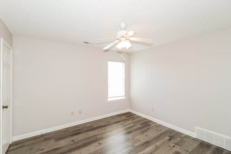 1,910/Mo, 20 Hannah Cove Oakland, TN 38060 Bedroom View