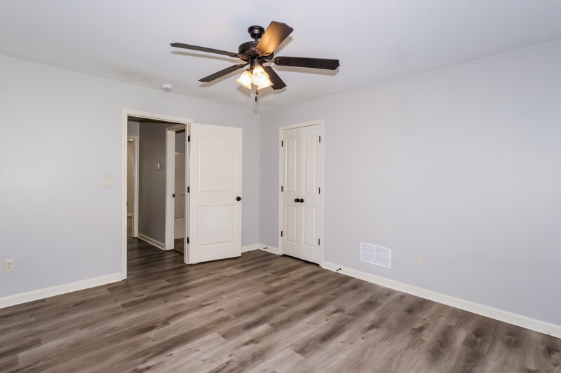 2,110/Mo, 5823 Bedford Pl Southaven, MS 38672 Bedroom View 4