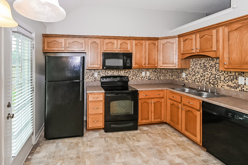 1,945/Mo, 9826 Southern Gum Way Olive Branch, MS 38654 Kitchen View