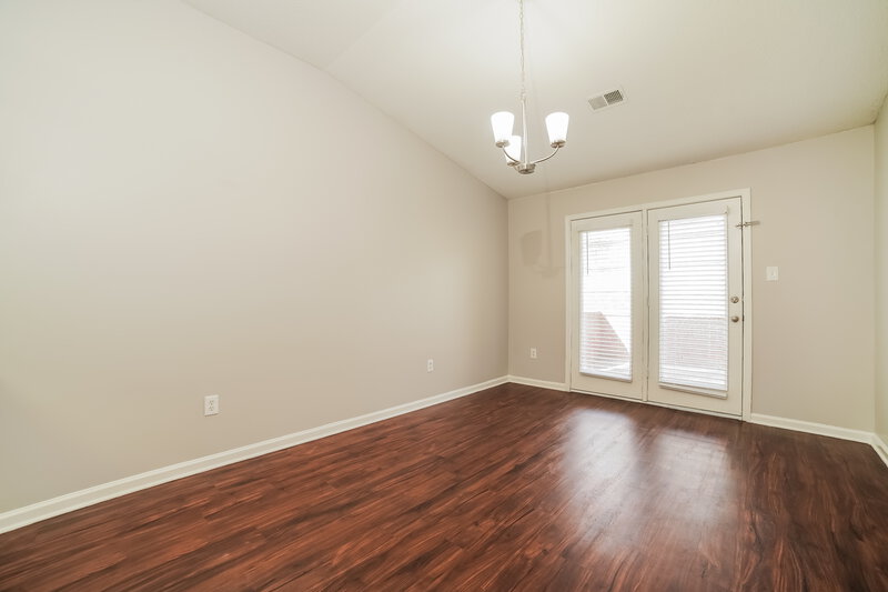 1,645/Mo, 5291 Russell Dr Southaven, MS 38671 Dining Room View