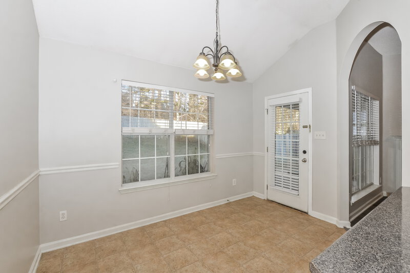 1,630/Mo, 155 Garden Springs Dr Oakland, TN 38060 Breakfast Nook View