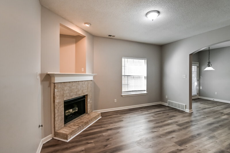 1,795/Mo, 1025 Cordova Ridge Pl Cordova, TN 38018 Living Room View 3