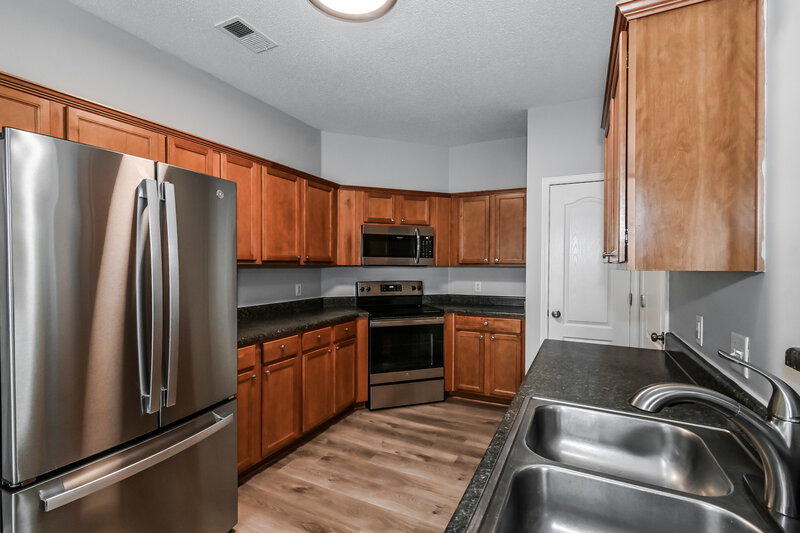 1,795/Mo, 1025 Cordova Ridge Pl Cordova, TN 38018 Kitchen View