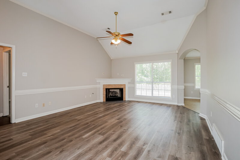 2,140/Mo, 661 Shelley Renee Ln Cordova, TN 38018 Living Room View