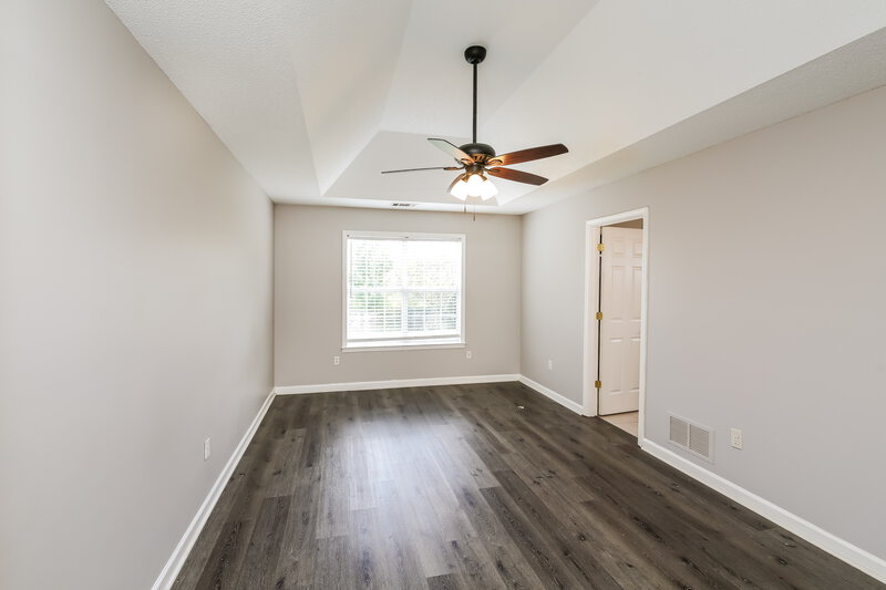 1,700/Mo, 150 Mack Edwards Dr Oakland, TN 38060 Living Room View 2