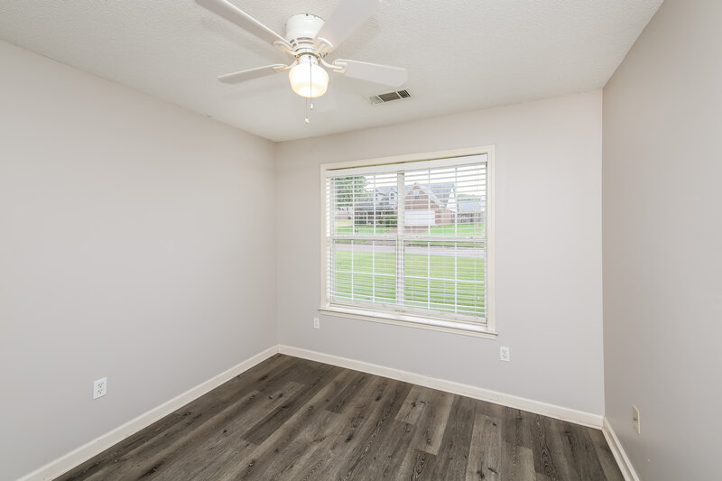 1,700/Mo, 150 Mack Edwards Dr Oakland, TN 38060 Bedroom View