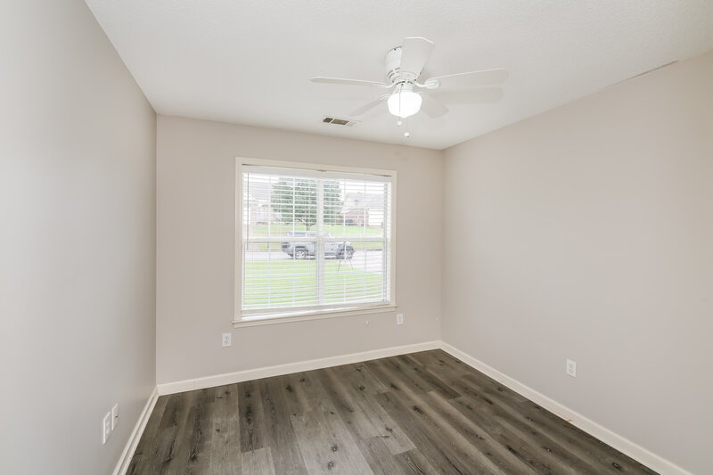 1,700/Mo, 150 Mack Edwards Dr Oakland, TN 38060 Bedroom View 3