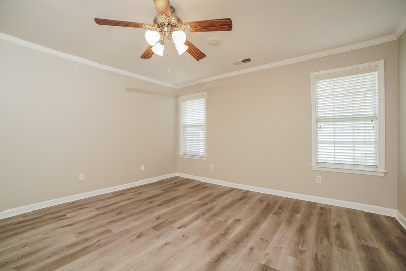 1,995/Mo, 4145 Chaucer Dr Southaven, MS 38672 Main Bedroom View 3