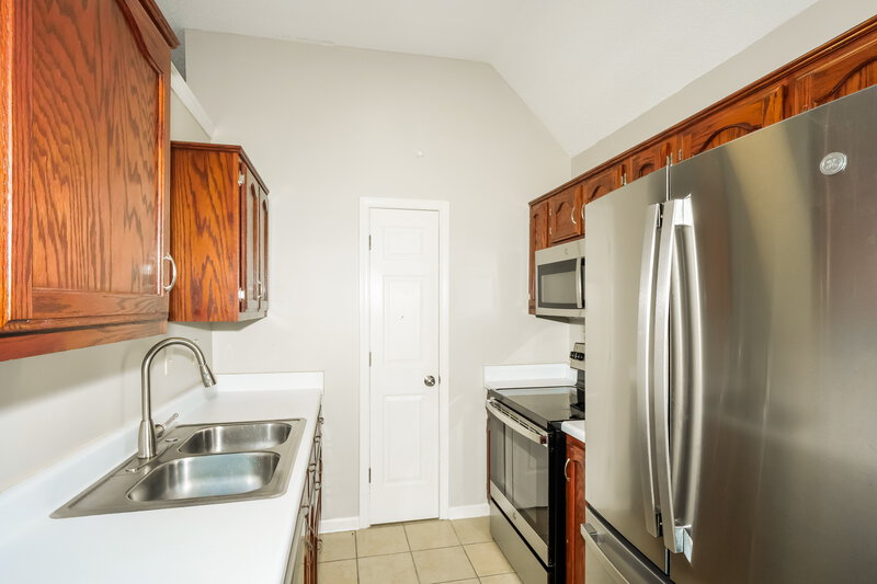 1,665/Mo, 7631 Tally Ho Dr E Olive Branch, MS 38654 Kitchen View