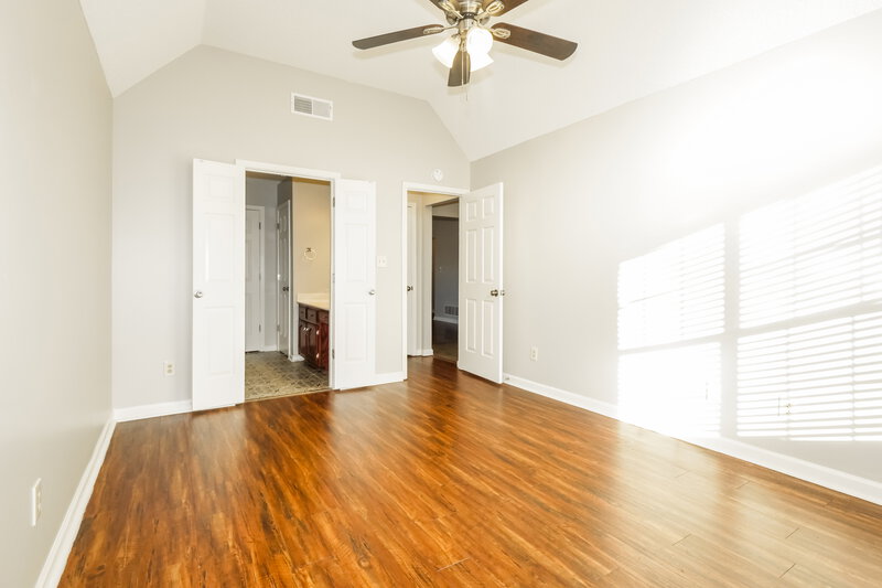 1,665/Mo, 7631 Tally Ho Dr E Olive Branch, MS 38654 Main Bedroom View