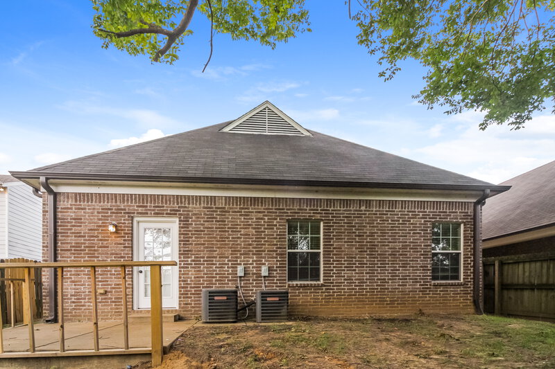 2,090/Mo, 7317 Green Ash Dr Olive Branch, MS 38654 Rear View 2
