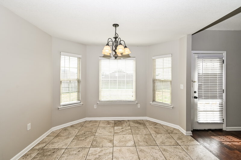 2,370/Mo, 2867 S Cherry Dr Southaven, MS 38672 Dining Room View