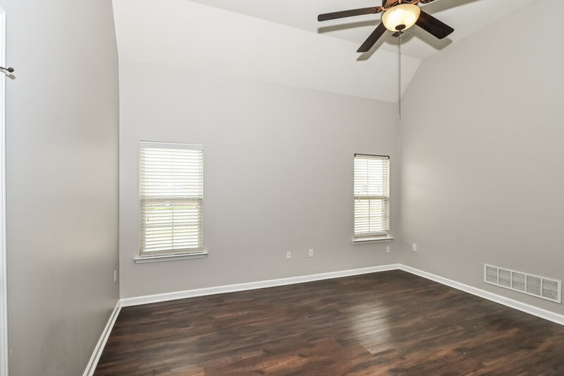 2,370/Mo, 2867 S Cherry Dr Southaven, MS 38672 Main Bedroom View 2