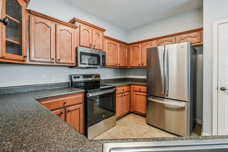 2,180/Mo, 305 Garden Springs Dr Oakland, TN 38060 Kitchen View