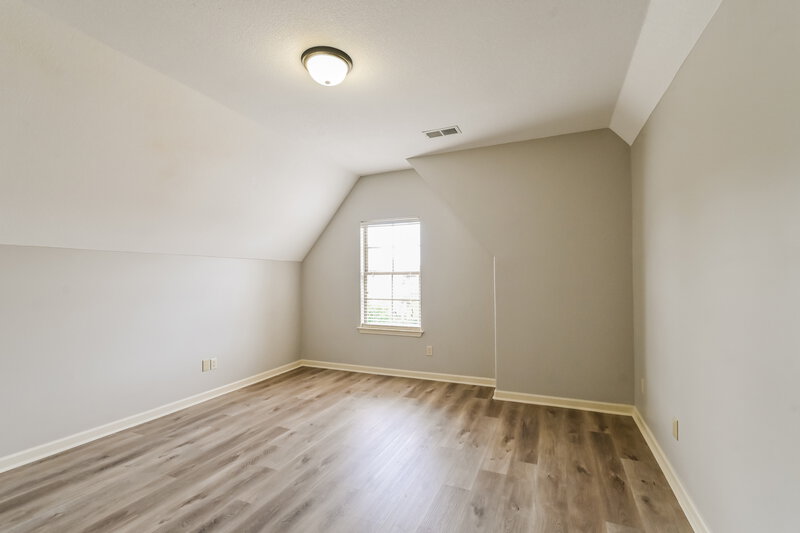 2,180/Mo, 305 Garden Springs Dr Oakland, TN 38060 Bedroom View 3