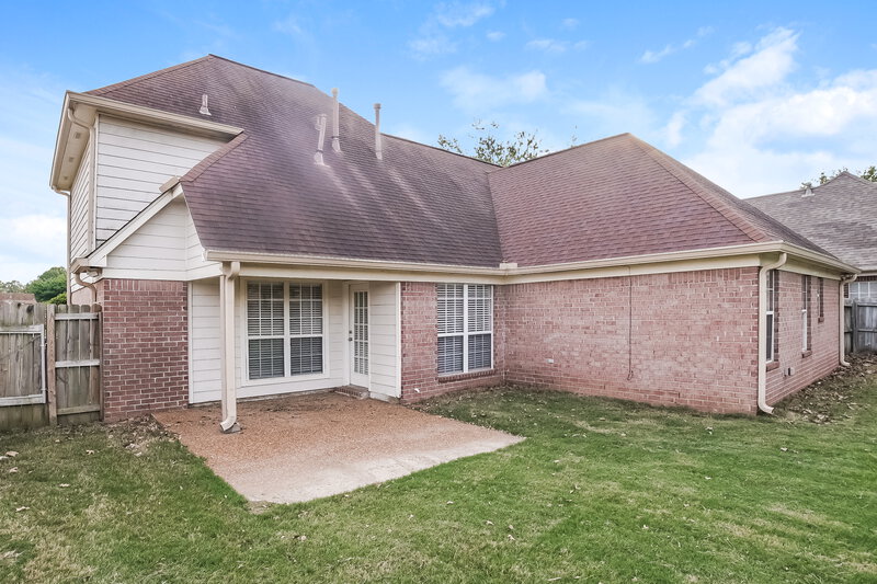 2,185/Mo, 7370 Wendy Way Walls, MS 38680 Rear View