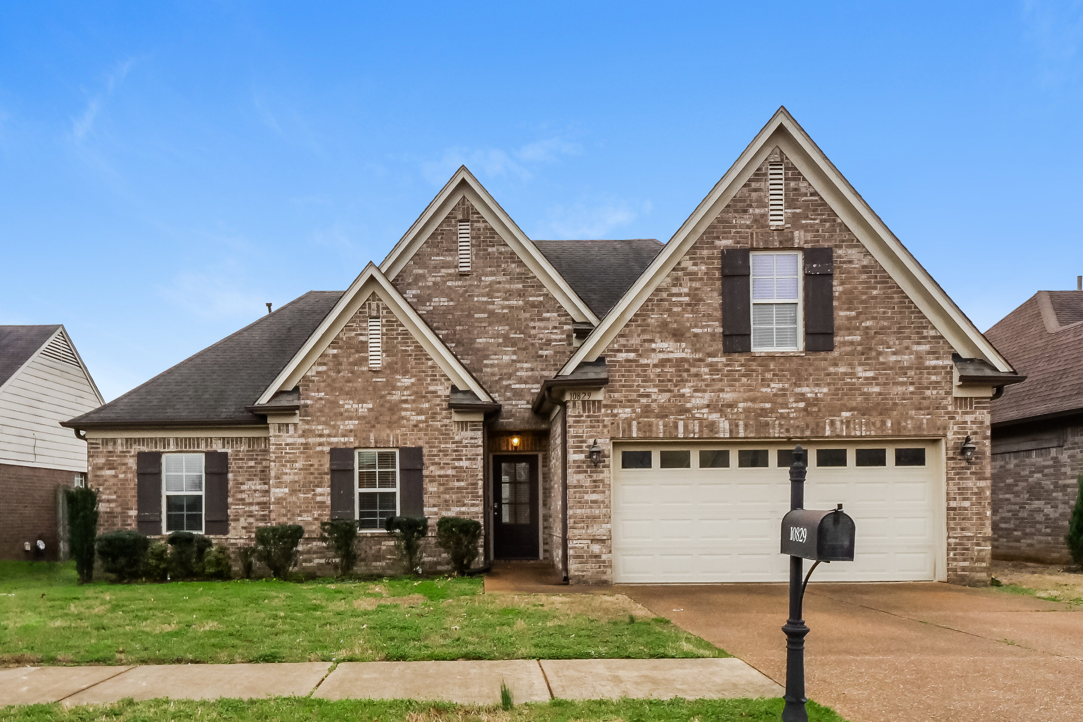 2,305/Mo, 10829 Paul Coleman Dr Olive Branch, MS 38654 External View